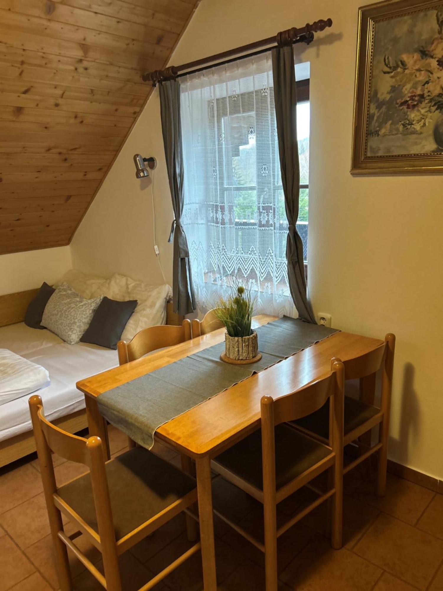 Slunecna Lada Lodge Borova Lada